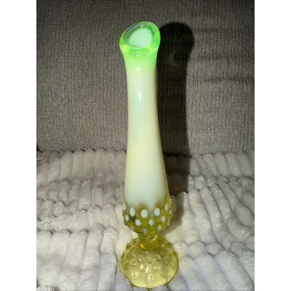Fenton product glass